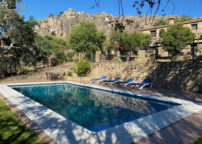 En Privada Apartment *